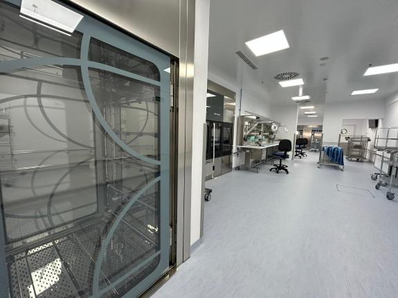 Imaxe da nova:A Área Sanitaria de Pontevedra e o Salnés activa a súa nova área de esterilización do Hospital Comarcal do Salnés que duplica a sup...