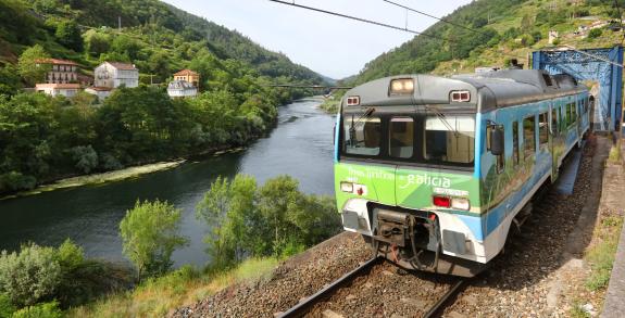 Imagen de la noticia: La campaña de los trenes turísticos de Galicia consigue una mención especial en los premios internacionales 'Rail Tourism A...