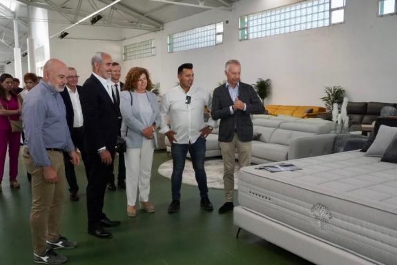 Imagen de la noticia:La Xunta resalta el papel de la Feria del Mueble de Galicia como escaparate de referencia del sector