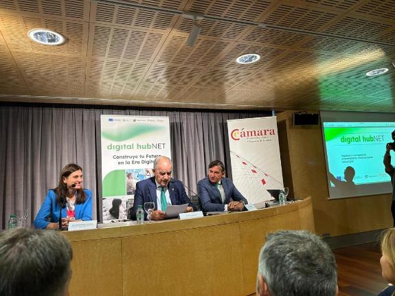 Imagen de la noticia:La Xunta pone en valor la transformación digital de emprendedores y pymes que promoverá la Cámara de Comercio de Pontevedra,...
