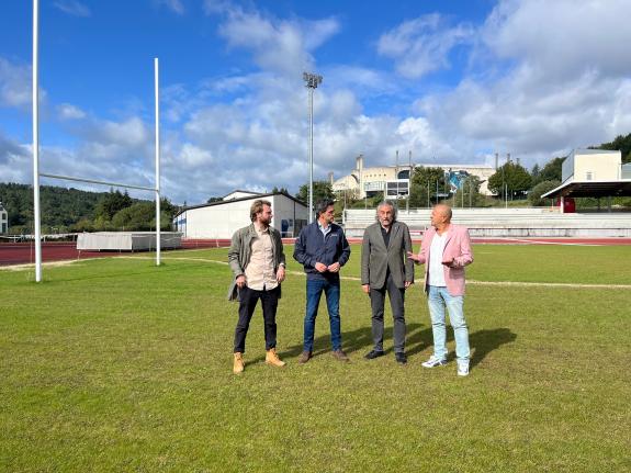 Imagen de la noticia:La Xunta financia con 38.000 euros el nuevo sistema de riego del campo de rugby de As Pedreiras, en Lugo