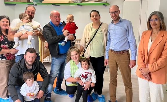 Imaxe da nova:A Xunta abre dúas novas casas niño nos concellos ouresáns de Laza e Monterrei