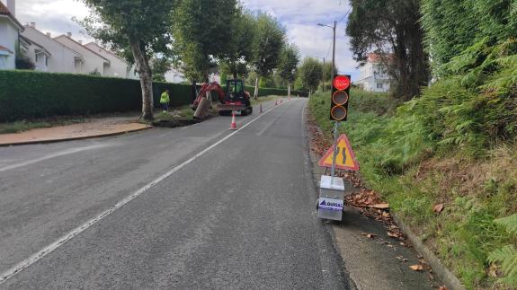 Imagen de la noticia:La Xunta inicia nuevas obras para completar la cuneta de seguridad en la carretera AC-190 en Os Regos, en Oleiros