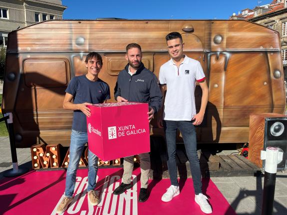 Imaxe da nova:A caravana de maxia do Festival Mundial do Ilusionismo recala hoxe na Coruña co apoio da Xunta