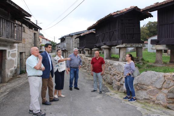 Imagen de la noticia:Gabriel Alén destaca la contribución de la Xunta al embellecimiento de la provincia de Ourense