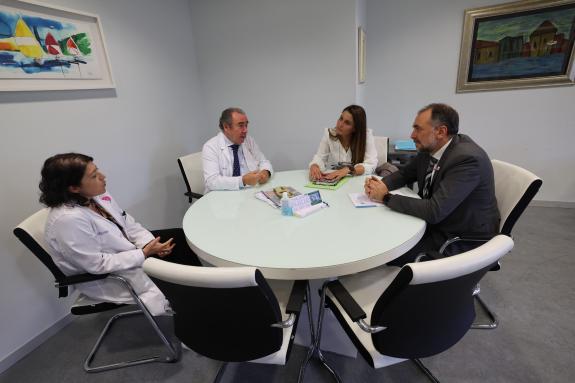 Imagen de la noticia:Galicia ofrece a Asturias prestar atención sanitaria a los vecinos del municipio de Ibias