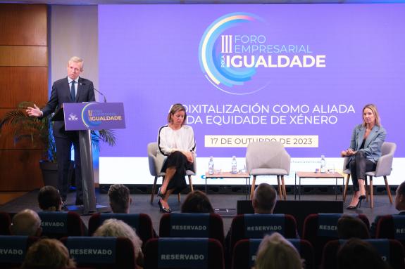 Imagen de la noticia:Rueda anuncia que la Xunta destinará más de 2,2 M€ en 2024 a un plan para formar y contratar 300 mujeres en sectores fuertem...