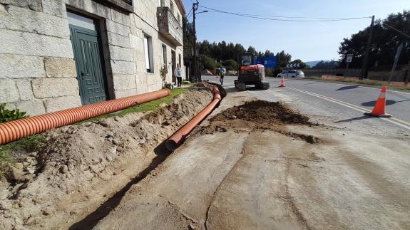 Imaxe da nova:A Xunta publica no DOG o sometemento a información pública do anteproxecto para completar a rede de drenaxe da estrada PO-223, no c...