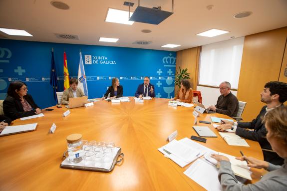 Imagen de la noticia:La Xunta traslada al ayuntamiento de Santiago una propuesta de colaboración para mejorar la integración urbana del Hospital ...