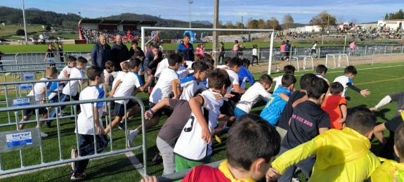 Imagen de la noticia:Alrededor de 2000 escolares participan esta semana en las competiciones provinciales del programa de la Xunta Xogade en Lugo