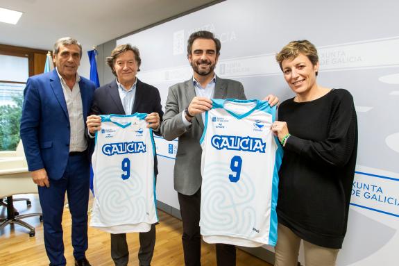 Imaxe da nova:O vicepresidente primeiro da Xunta recibe á nova presidenta da Federación española de baloncesto