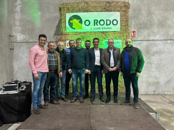 Imaxe da nova:A Xunta pon en valor o traballo das cooperativas a prol do sector primario na cea anual do Rodo, en Rodeiro