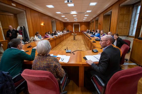 Imagen de la noticia:La Xunta agradece el trabajo de los expertos e instituciones que conforman el Pleno do Observatorio Galego de Dinamización D...