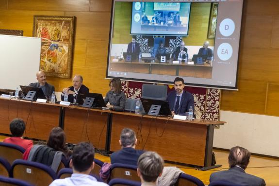 Imagen de la noticia:La Xunta defiende el importante papel de las comunidades energéticas para que Galicia consiga sus objetivos en cuanto a uso ...