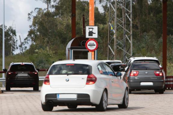 Imagen de la noticia:El Gobierno gallego destinará 5,5 M€ para la congelación de los peajes de las autopistas autonómicas en 2024 y para mantener...