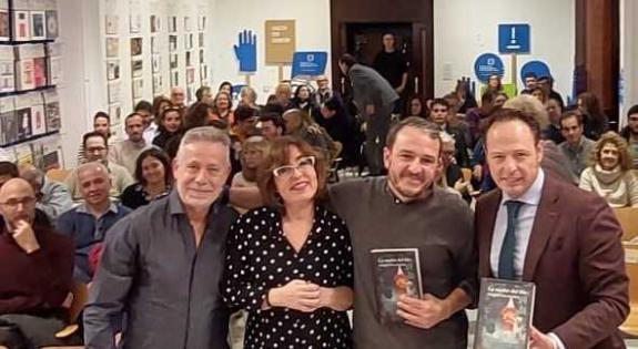 Imaxe da nova:Miguel Salas presenta na Casa de Galicia en Madrid a súa novela “La madre del frío. Un caso de Xan Borrasca”