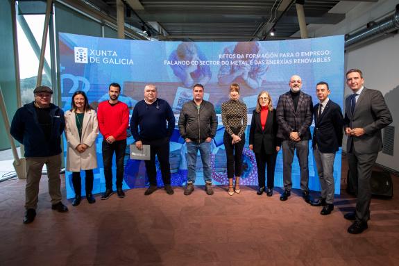 Imagen de la noticia:La Xunta invierte 1,4 M€ para formar este año cerca de 2.700 personas en los sectores del metal y de las energías renovables