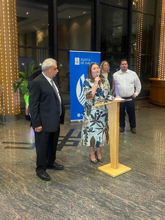 Imagen de la noticia:Ana Ortiz felicita a la comunidad venezolana en Vigo en su aniversario y compromete el apoyo de la Xunta a los retornados