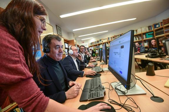 Imagen de la noticia:La Xunta y la USC lanzan una campaña de donación de voz para recoger las variedades fonéticas y dialectales de Galicia y enr...