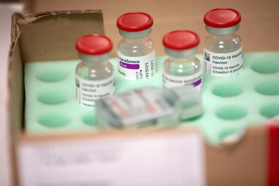 Imaxe da nova:A Consellería de Sanidade lembra da importancia de vacinarse da gripe e da COVID-19