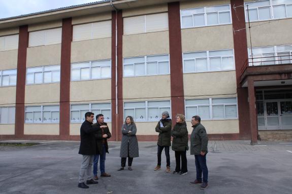 Imaxe da nova:A Xunta licita por máis de 218.000 euros a renovación da cuberta do edificio principal e a do patio cuberto de infantil do CEIP Cas...