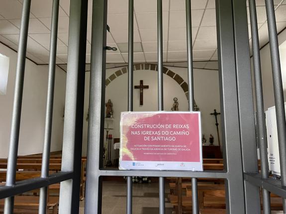 Imaxe da nova:Completada a instalación de rexas e iluminación en máis de 30 igrexas do Camiño de Santiago para compartir o seu patrimonio cos per...