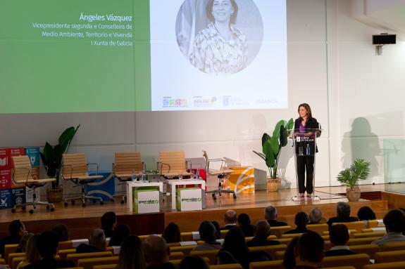 Imaxe da nova:Ángeles Vázquez salienta o compromiso do sector alimentario galego co respecto ao medio ambiente