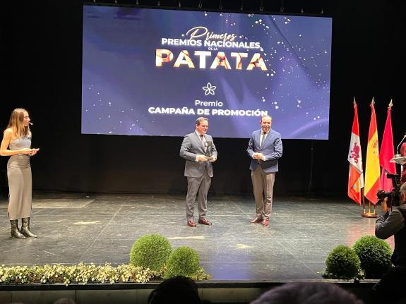 Imagen de la noticia:Los Premios Nacionales de la Patata reconocen la campaña promocional impulsada por la Xunta para fomentar el consumo de este...