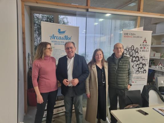 Imaxe da nova:A Xunta visita as entidades Valoresc Innovation e o Comité Antisida de Ourense