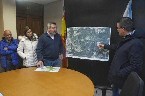 Imagen de la noticia:La Xunta avanza en los trabajos de puesta a punto del polígono agroforestal de San Amaro, en la provincia de Ourense