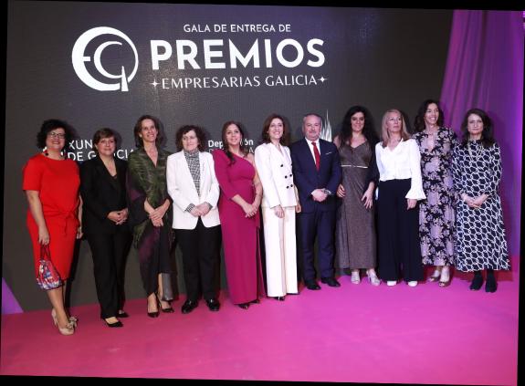 Imaxe da nova:Ángeles Vázquez pon en valor o talento feminino na entrega dos premios Empresarias de Galicia