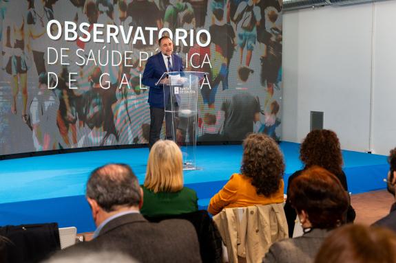 Imaxe da nova:Comesaña agradece ao persoal de Saúde Pública o traballo a prol do Observatorio galego que albergará información sanitaria da nosa ...