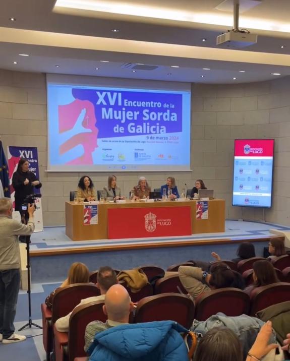 Imagen de la noticia:La Xunta subraya el reconocimiento de la discriminación múltiple y la igualdad de trato de las mujeres con discapacidad en e...