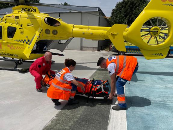 Imaxe da nova:O 061 de Galicia asistiu 82 persoas por 60 accidentes de tráfico durante a fin de semana