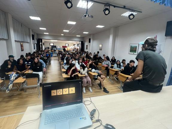 Imagen de la noticia:Xunta y Agapi ponen en marcha la segunda edición de la ruta 'Educa Audiovisual' en los centros de secundaria gallegos