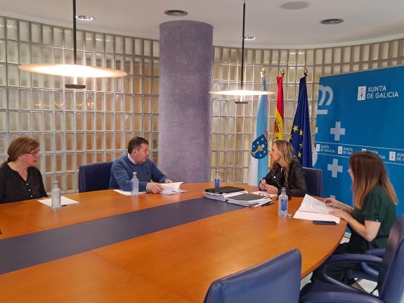 Imagen de la noticia:Martina Aneiros se reúne con el presidente de la Casa de la Miel de Goente para explorar diferentes vías de colaboración con...