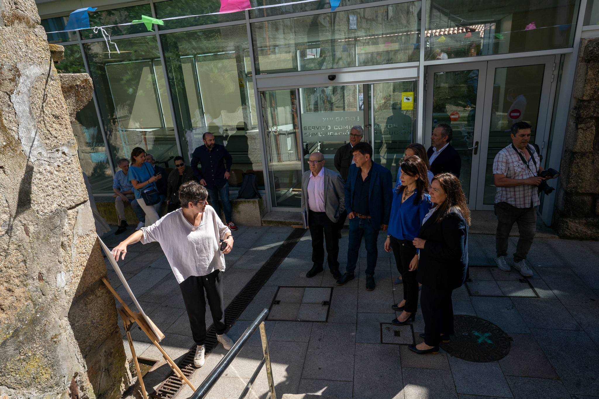 Image 5 of article Martínez Allegue visita as obras de rehabilitación dun edificio no casco vello de Vigo coas que se porán á disposición da cidadanía seis novas vivendas