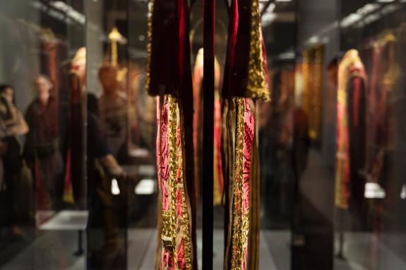 Imaxe da nova:A exposición ‘Tesouros reais’ recibe un total de 10.000 visitas no seu primeiro mes na Cidade da Cultura
