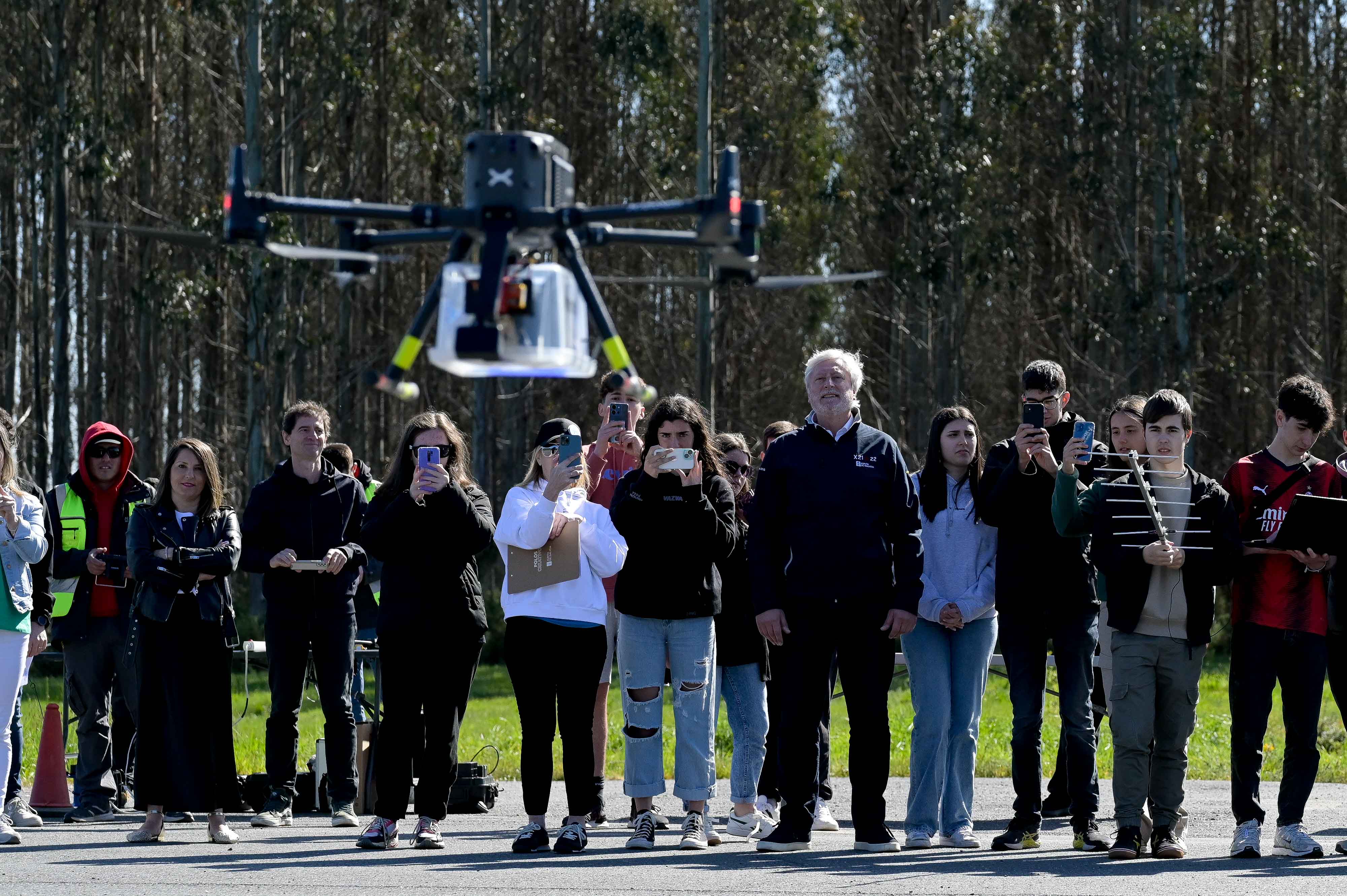 Image 2 of article Unha vintena de centros escolares compiten para representar a Galicia na fase nacional do programa de satélites da Axencia Espacial Europea