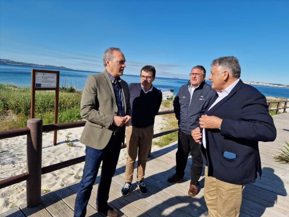 Imaxe da nova:Sanxenxo renovará o sendeiro do río Pintillón e o acceso á praia de Panadeira grazas a unha achega de preto de 130.000 euros da Xun...