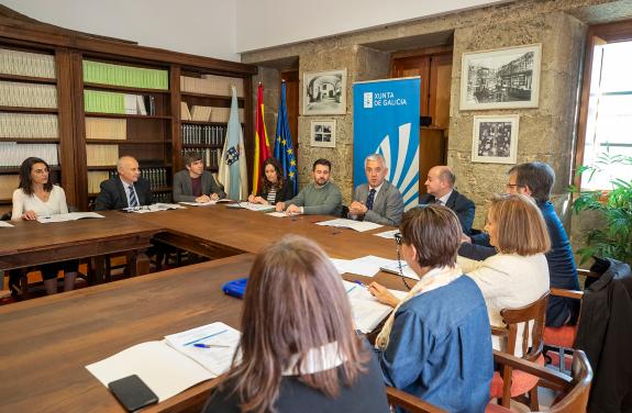 Imagen de la noticia:El protocolo de colaboración en materia de política lingüística elige de nuevo Santiago para celebrar su reunión anual