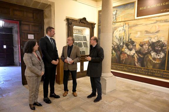 Imagen de la noticia:López Campos visita la Real Academia Gallega de Bellas Artes