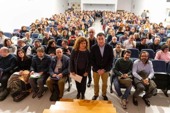 Imaxe da nova:Román Rodríguez agradece o labor dos 300 docentes que participan nos grupos de traballo para a nova ordenación da FP