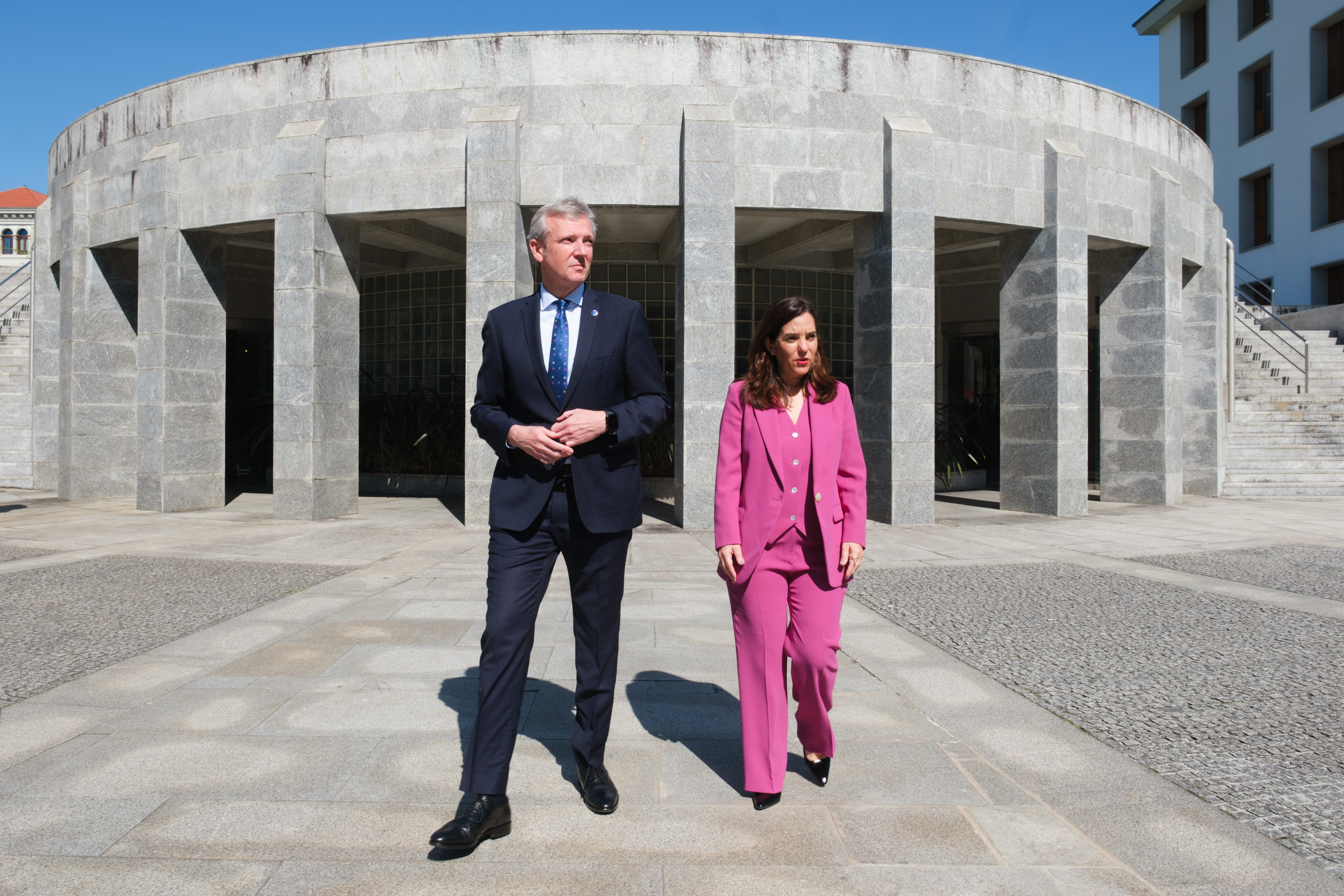 Image 4 of article Alfonso Rueda e Inés Rey acadan un compromiso político para o futuro da fachada marítima da cidade da Coruña