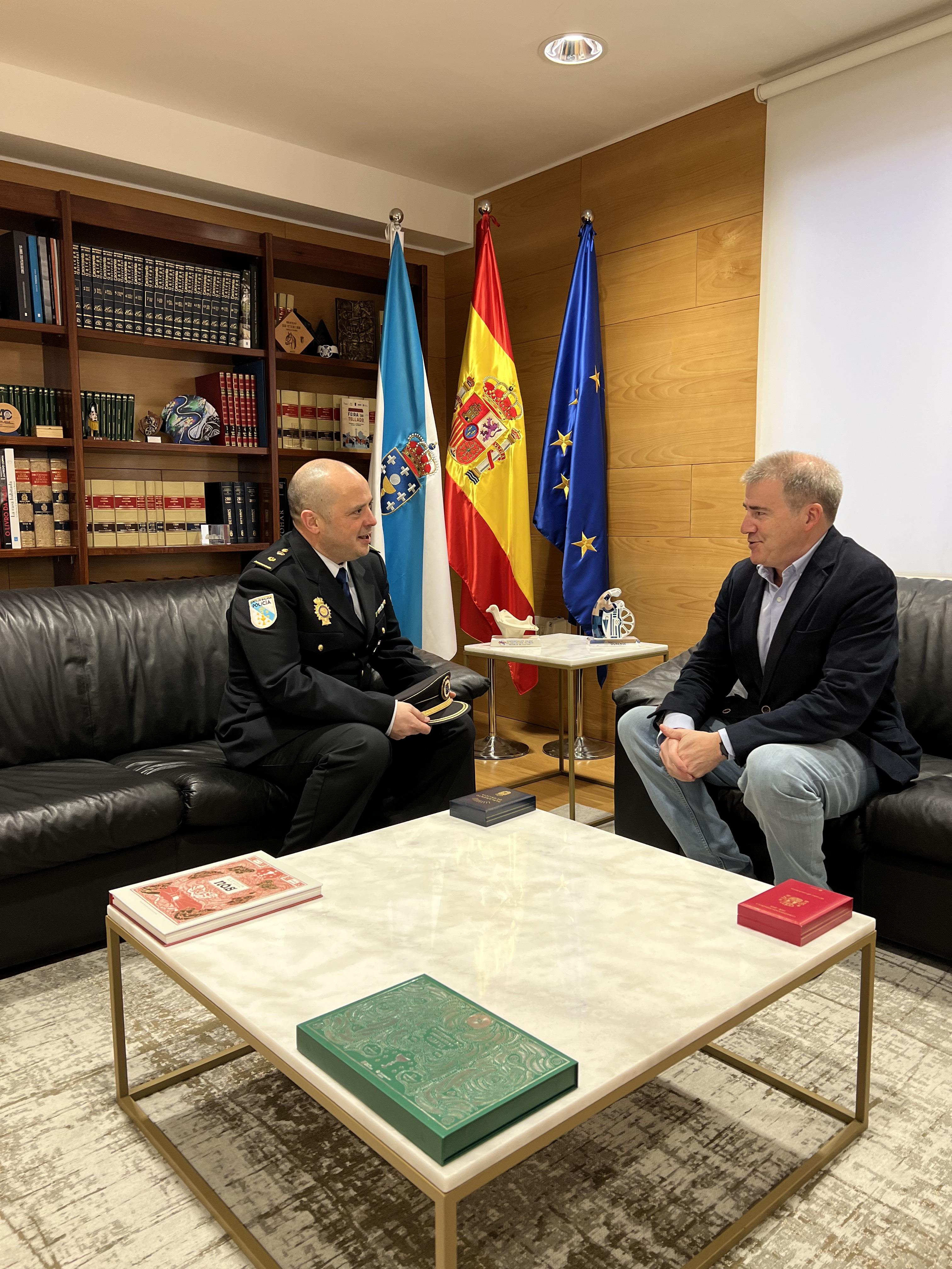 Image 1 of article O delegado territorial da Xunta recibe ao xefe provincial da UPA en Ourense