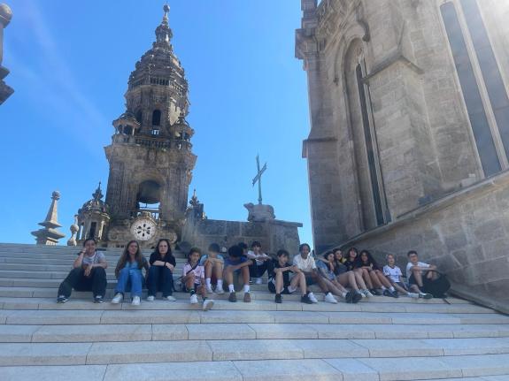 Imagen de la noticia:Estudiantes de gallego en Londres participan en Galicia en el programa Viaxe da Lingua 2024, con el que colabora la Xunta