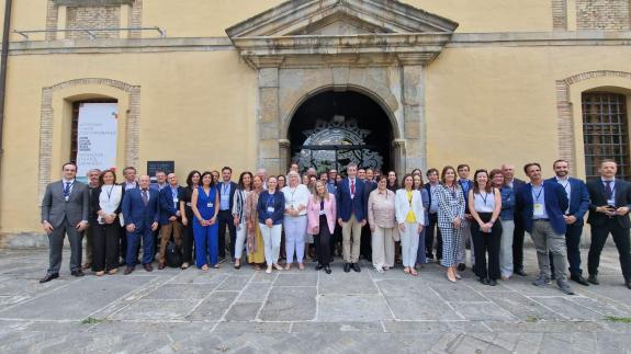 Imagen de la noticia:La Xunta participa en Pamplona en el encuentro de CDTI con las comunidades autónomas para estrechar la colaboración entre ad...